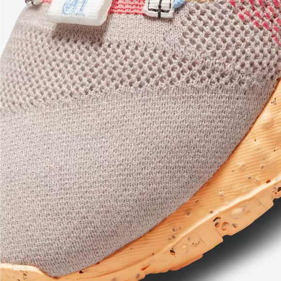 Nike: Space Hippie 01 - Picture 8 of 10